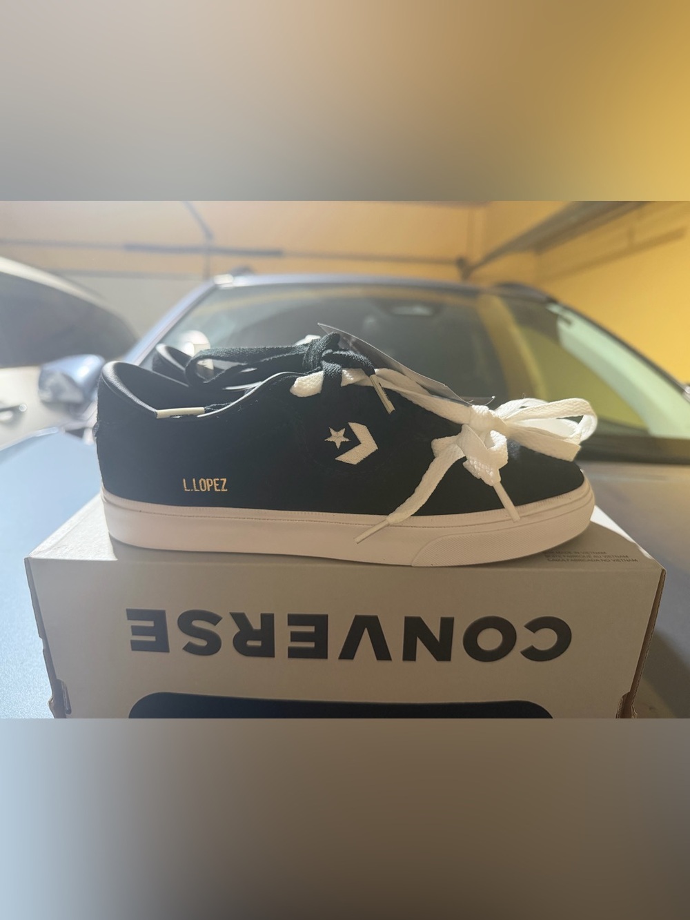 Converse Black Suede Low-Top Sneaker size5.5W/4M
